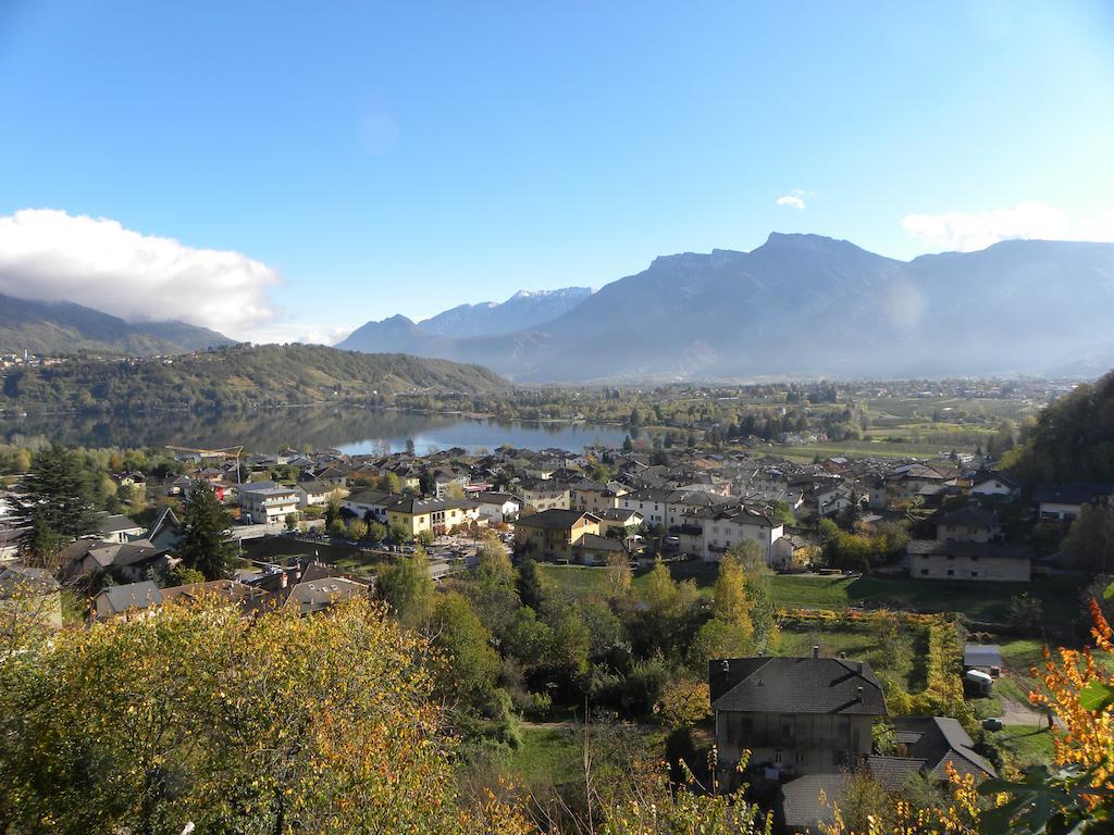 Casa De Val Apartment Calceranica al Lago Luaran gambar