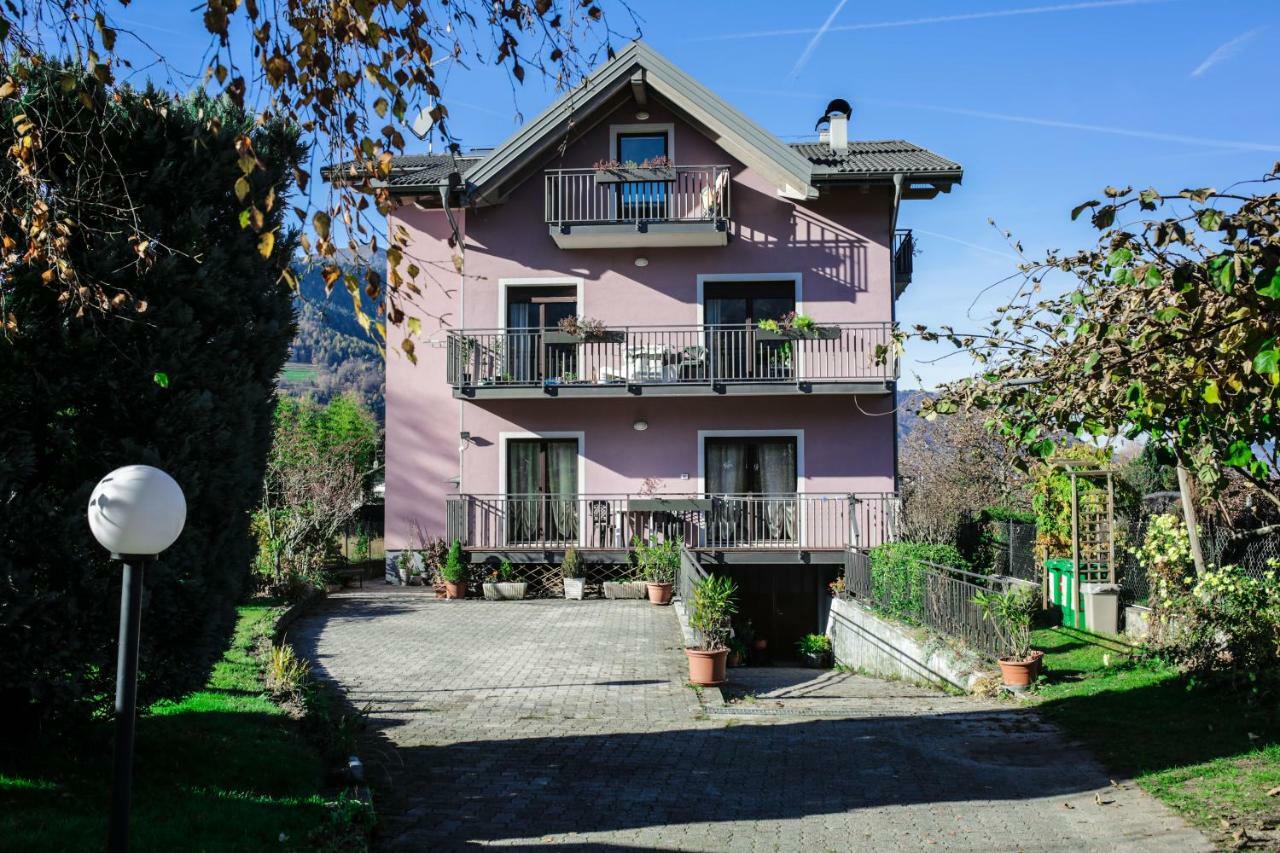 Casa De Val Apartment Calceranica al Lago Luaran gambar